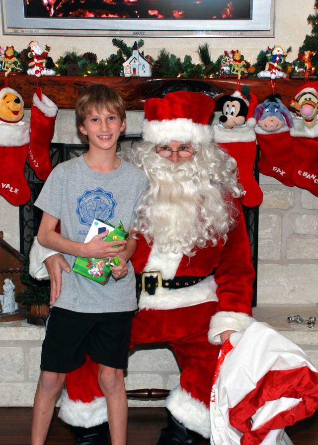 2008/12(Dec)/06(Christmas Eve-Here)/640x480_2008-12-24-19.JPG